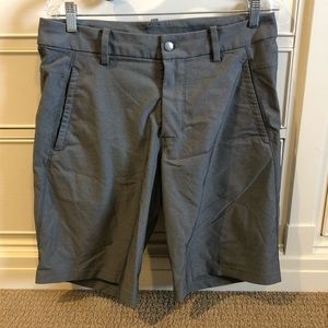 Lululemon gray shorts